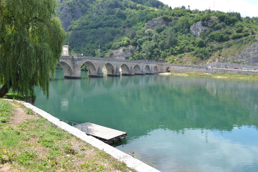 Lotika * Višegrad