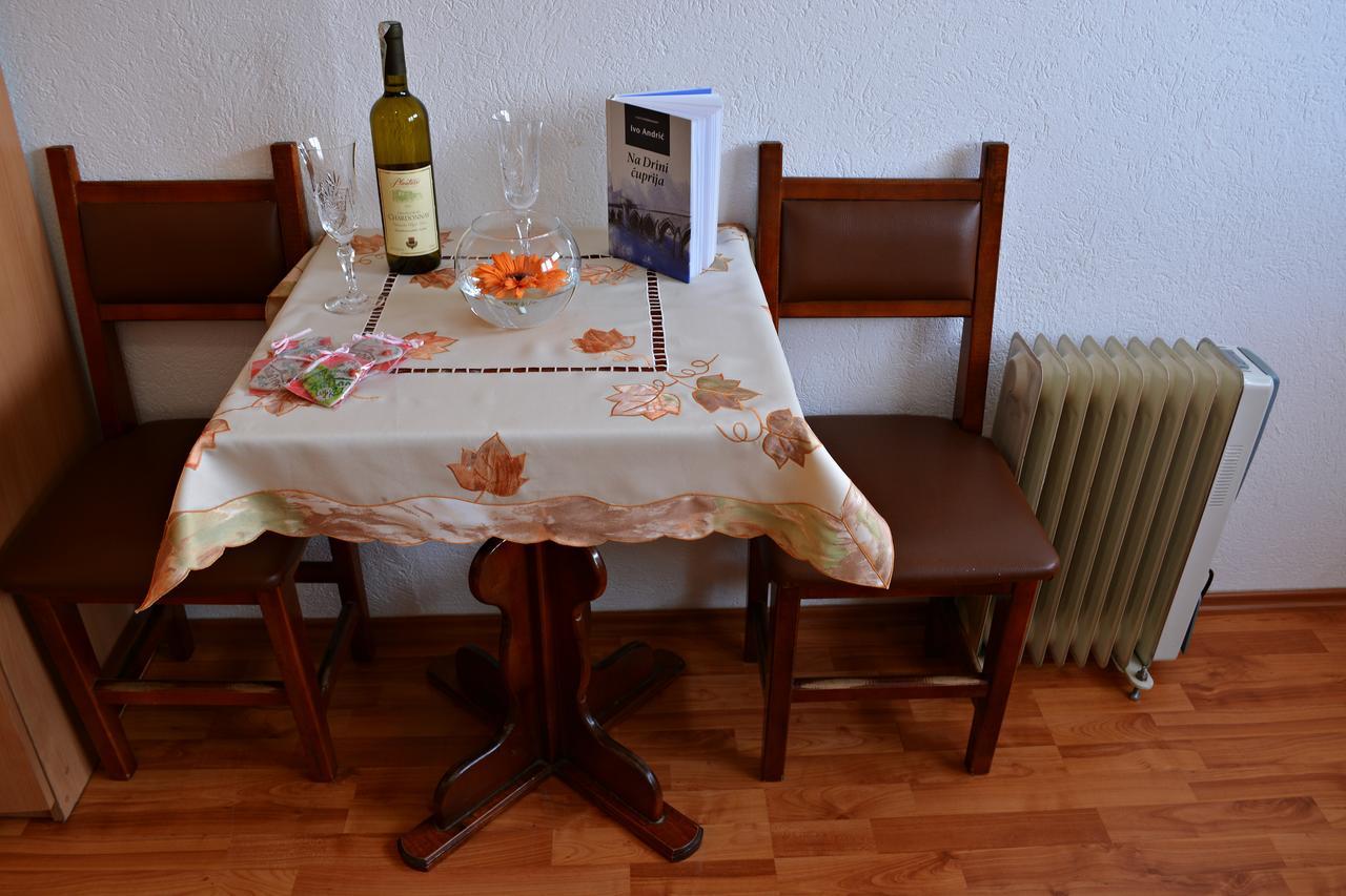Lotika Apartment *
